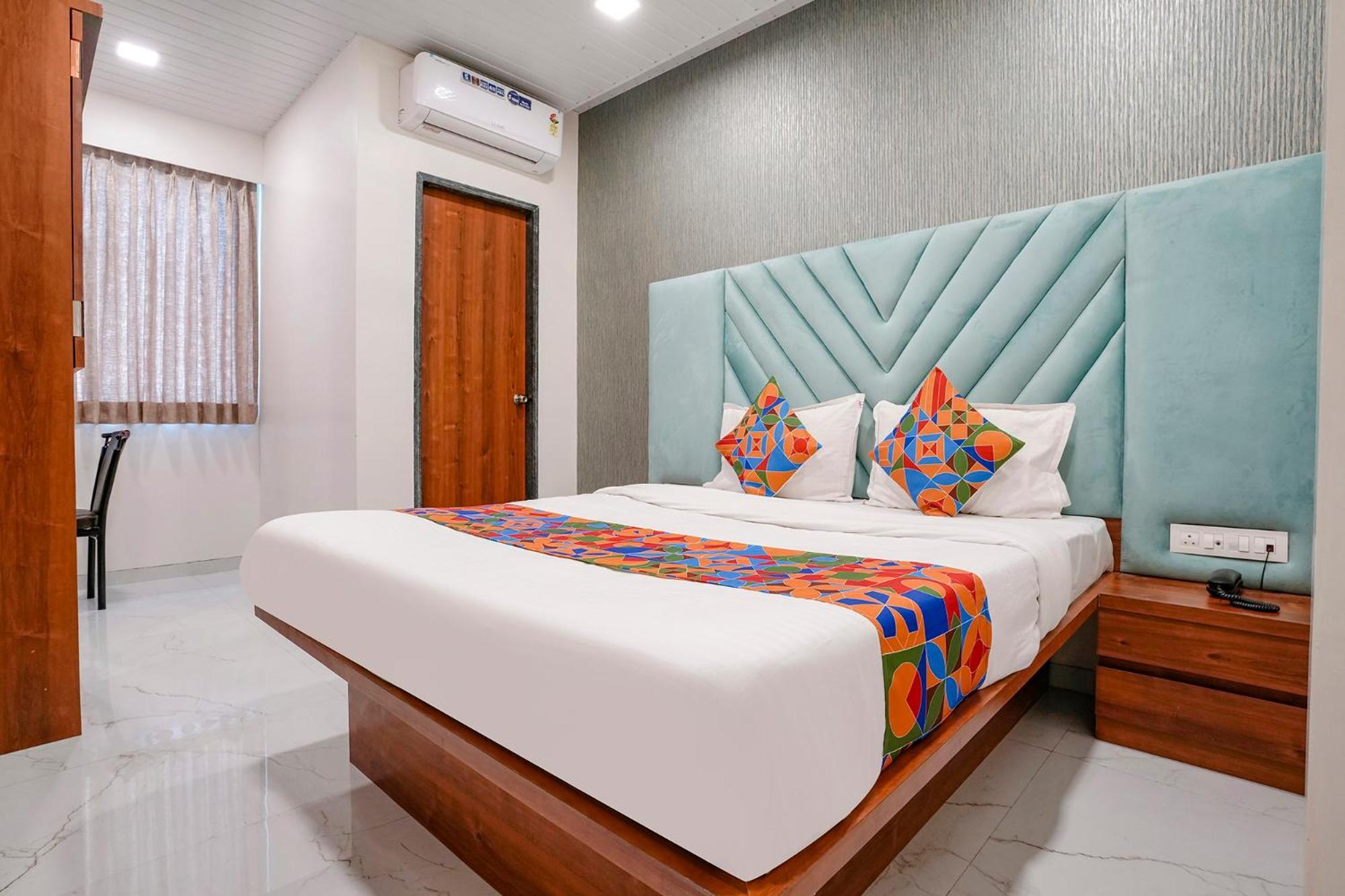 Fabhotel The Mint Bombaim Exterior foto